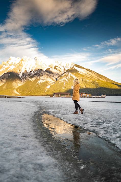 The Best Time to Visit Canada (2020) • Month By Month Breakdown