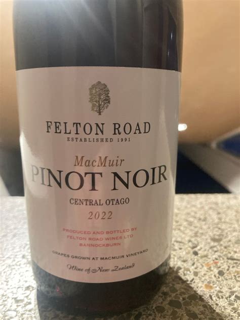 Felton Road Pinot Noir Macmuir New Zealand South Island Otago