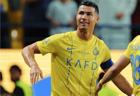 النصر يدك مرمى الوحدة بسداسية وهاتريك لـكريستيانو رونالدو فيديو