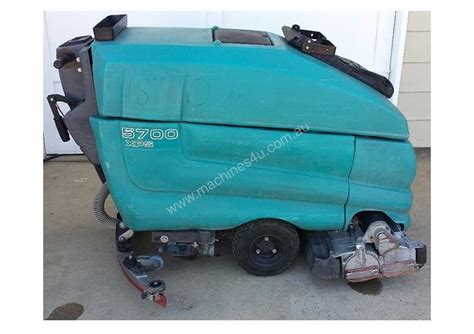 Used Tennant 5700xp Walk Behind Floor Scrubber In Listed On Machines4u