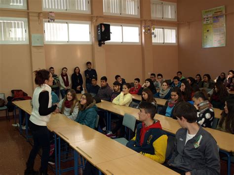 Una Divertida Sesi N De Dinamizaci N A La Lectura A Cargo De Susana