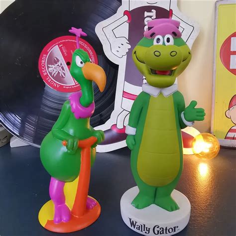 Funkao Wally Gator Figura Duck Dodgers Ornamentos Decoração De Mesa