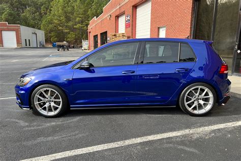 VW MK7 Golf R with 18" VS-5RS Wheels in Brushed Clear