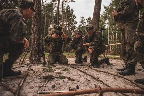 Ćwiczenia wojskowe Wojsko Polskie wzywa rezerwistów na szkolenie ESKA pl