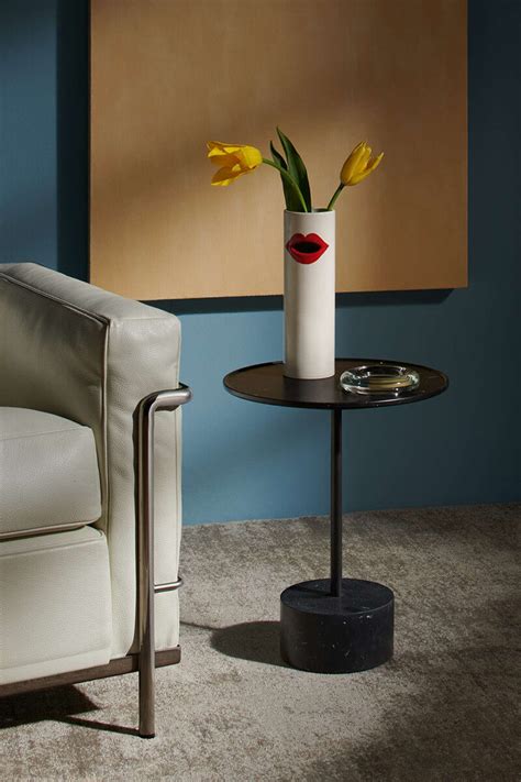 Impronta Mouth Vase By Ico Luisa Parisi For Cassina Residential