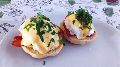 Eggs Benedict English Muffin Bacon Poached Egg Hollandaise Sauce And Parsley Rfood