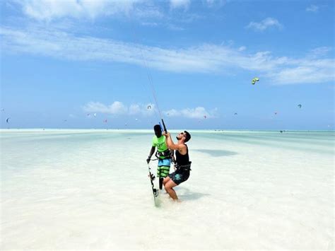 Kitesurfing in Paje beach, Zanzibar, Paje, Tanzania - Kite Jungle