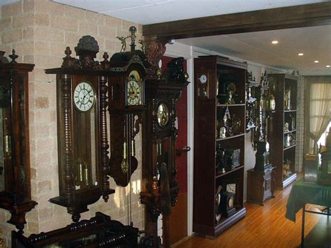 About Us | Antique Clock Shop