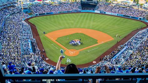 Dodgers Fan Makes The Slickest Move Ever While Being Escorted Out