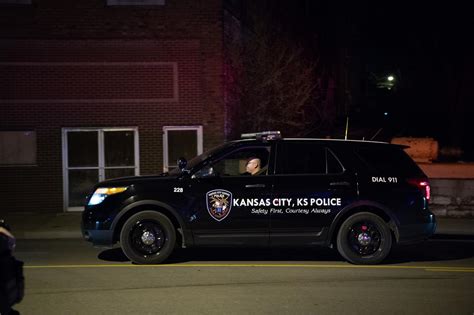 Kansas City Kansas Police Shot And Killed Suspect At His Apartment Kcur