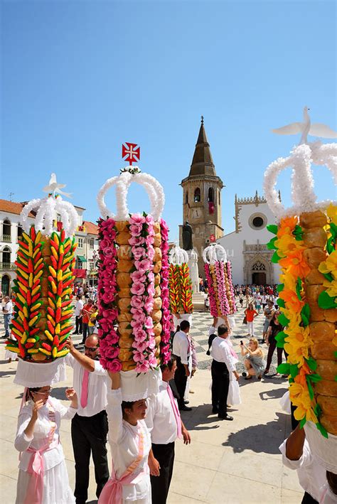 Images Of Portugal The Festa Dos Tabuleiros Festival Of The Trays