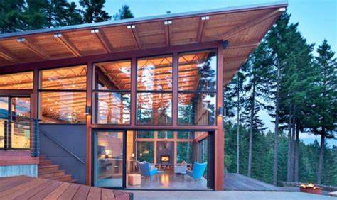 Pacific Northwest Style Or PNW Architecture And Interiors