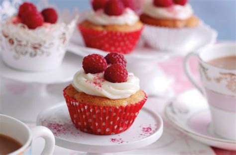 Raspberry Cream Cupcakes Baking Recipes Goodtoknow