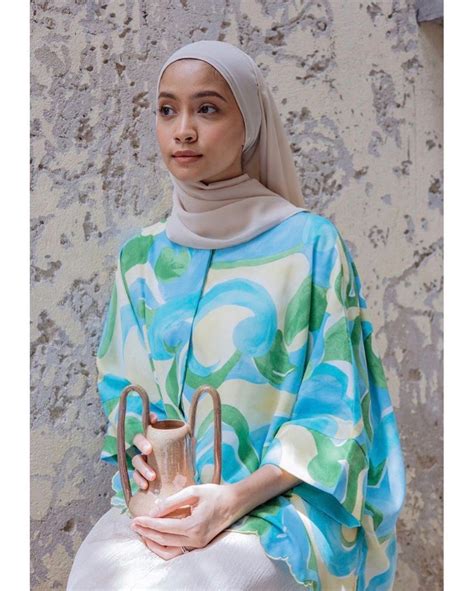 Rent Hani Mokhta Tropicola Blue Women S Fashion Muslimah Fashion