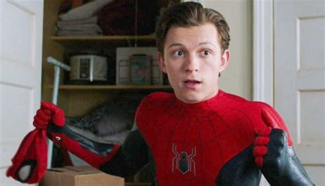 Tom Holland Como Spider Man Cinescape