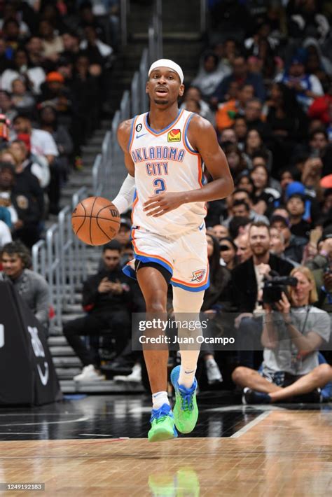 Shai Gilgeous Alexander Of The Oklahoma City Thunder Moves The Ball News Photo Getty Images