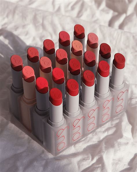 Romandnd Zero Matte Lipstick Renewal It Goes On