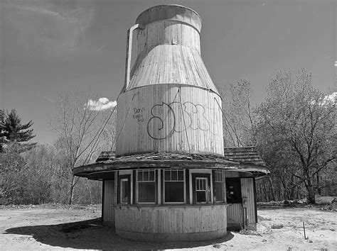 The Milk Can In Lincoln Rhode Island The Milk Can On Rt 1 Flickr