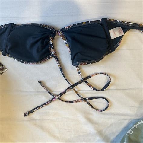 Xhilaration Women S Navy And White Bikini And Tankini Tops Depop