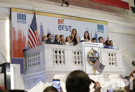 Photo First Lady Melania Trump Rings The Opening Bell At The Nyse Nyp20190923104