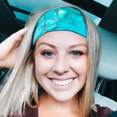 Sydney 🌼 on Twitter: "#NewProfilePic https://t.co/Dx3BDzq4GA" / Twitter