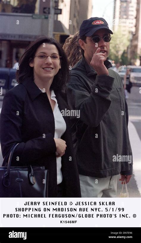 May 1 1999 K1546mf 050199jerry Seinfeld And Jessica Sklarshopping