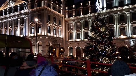 London: Christmas Lights Bus Tour