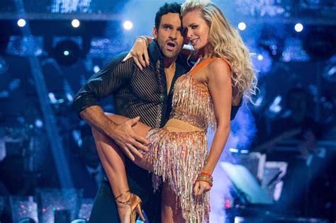 Strictly S Nadiya Looks Incredible In A Bikini As