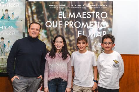 Cine El Maestro Que Prometi El Mar Cosecha Ovaciones En Los Cines