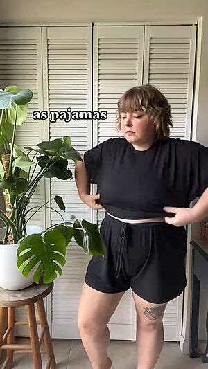 10 Hot Sexy Cheyenne Dalton Bikini Pics