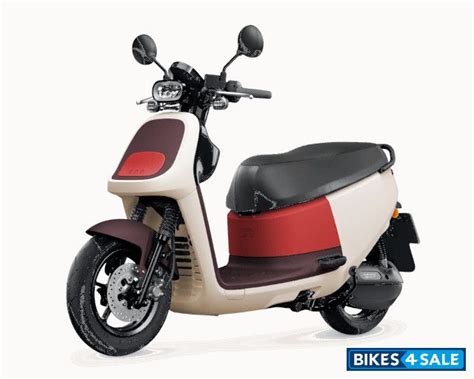 Gogoro Viva Xl Belt Price Specs Mileage Colours Photos And Reviews