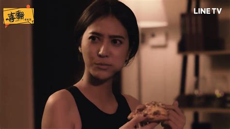 Gorgeous Thai In Steamy Lesbian Romance