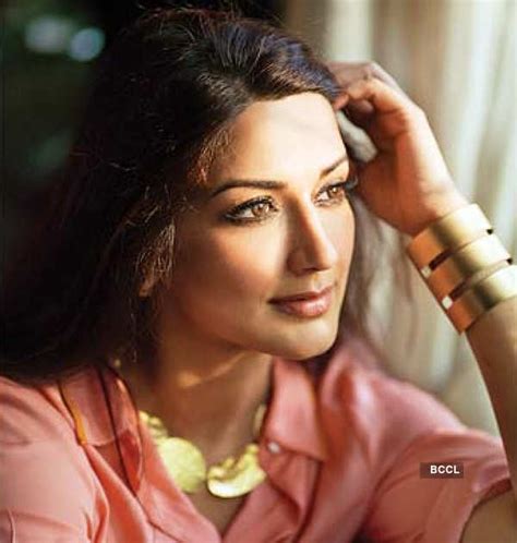 Sonali Bendre Shares Then And Now Picture With A Powerful Message On