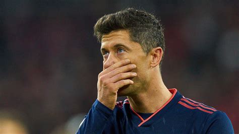 FC Bayern Als Lewandowski den Torjäger Rekord von Gerd Müller knackt