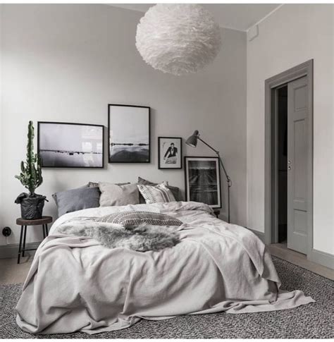 Grey And White Minimalistic Bedroom Bedroom Design Bedroom Interior