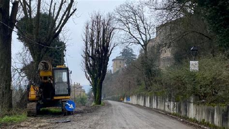 Lavori Sulla Frana Riaperta La Strada Per Tabiano Castello Gazzetta