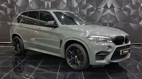 BMW X5 - Grey Gloss wrap | WrapStyle