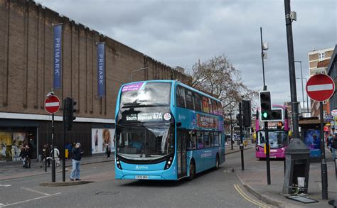 4564 E400MMC YX72 OEH Arriva Midlands 4564 Jacob Peatfield Flickr