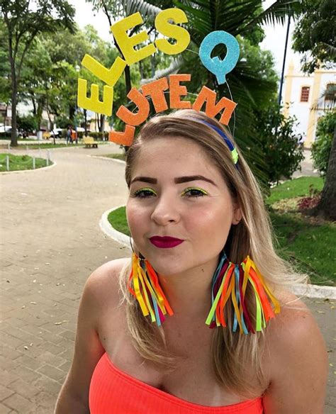 Pin De Eduarda Medelin Em Salvamentos R Pidos Tiaras Carnaval