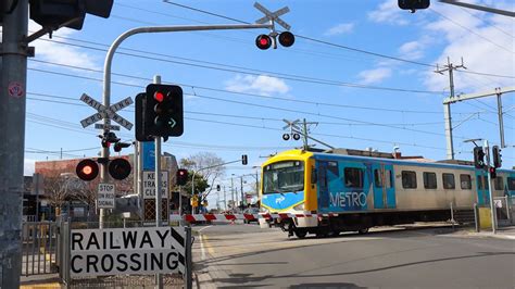 Highett Road Highett Vic LXRA Railway Crossing YouTube