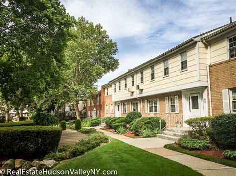 Stonegate Condos For Sale In Suffern Ny Real Estate Hudson Valley