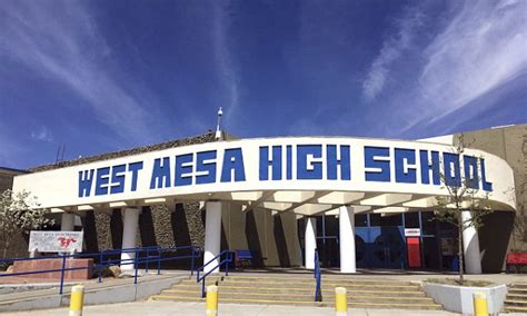 Cheerleader Told To Get Over It After Nude Photo Shared Daily Mail Online