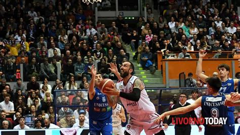 Basket Serie B Pielle E Libertas Si Avvicina Il Derby Di Livorno