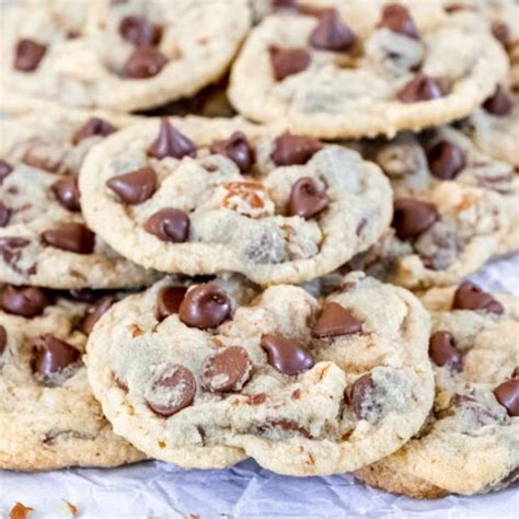 Hershey White Chocolate Chip Cookies