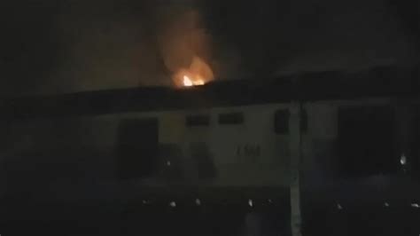 Se Incendió Una Locomotora Del Ferrocarril San Martín Infobae