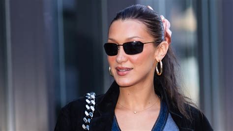 Bella Hadid Adopte La Tendance Sac Qui Fera 2024 Vogue France