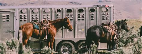 The Ultimate Guide To Horse Trailer Types: Maximize Your Investment | Horse Soup