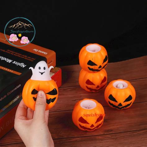 Mua CON SÓC TRỐN TRONG CHUỘT HAMSTER HOT TREND Squishy Mochi Cute Đồ Chơi Bóp Tay Mềm Mịn Dễ