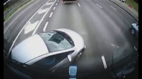 Shocking Accidents Caught On Camera In Car Crash Britain [video]