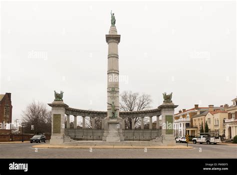 Jefferson davis monument richmond va hi-res stock photography and ...